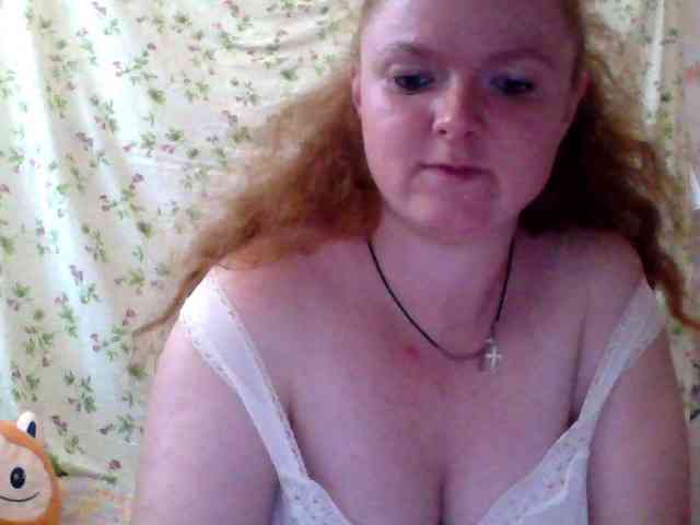 Rae-Jeannie webcam