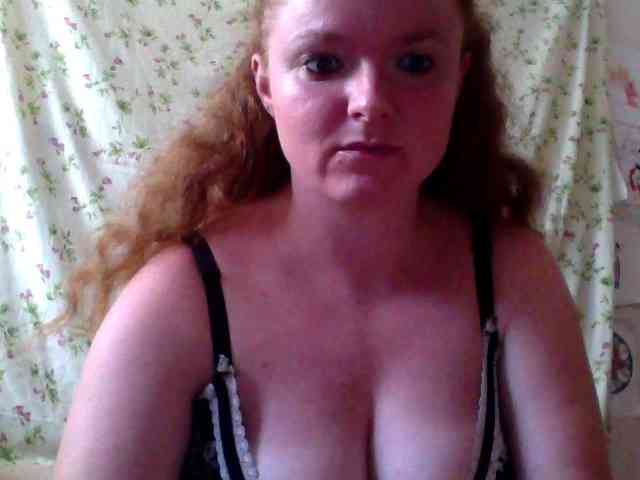 Rae-Jeannie webcam