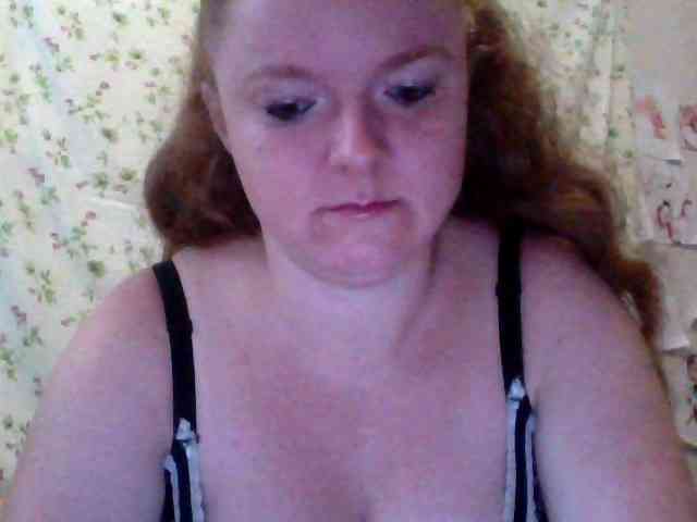 Rae-Jeannie webcam
