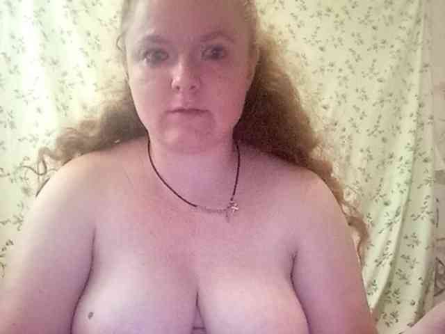 Rae-Jeannie webcam