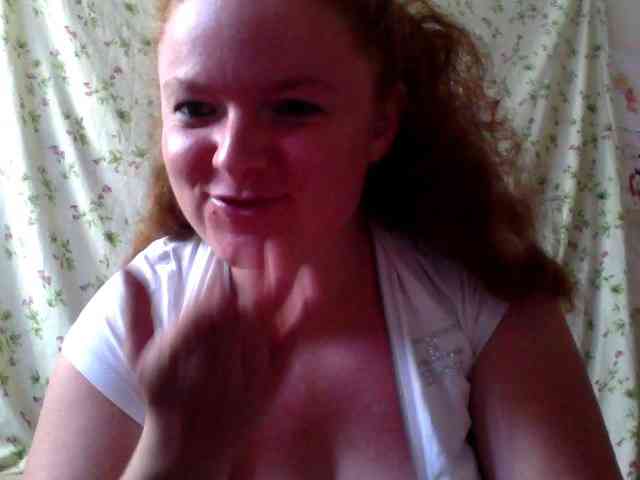 Rae-Jeannie webcam