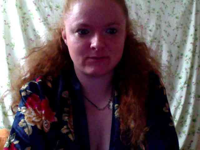Rae-Jeannie webcam