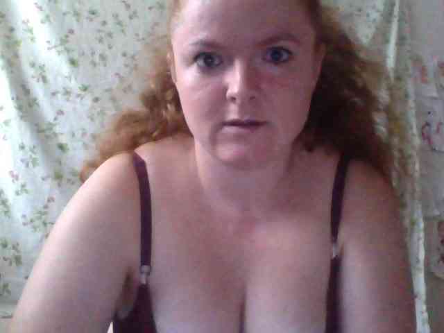 Rae-Jeannie webcam