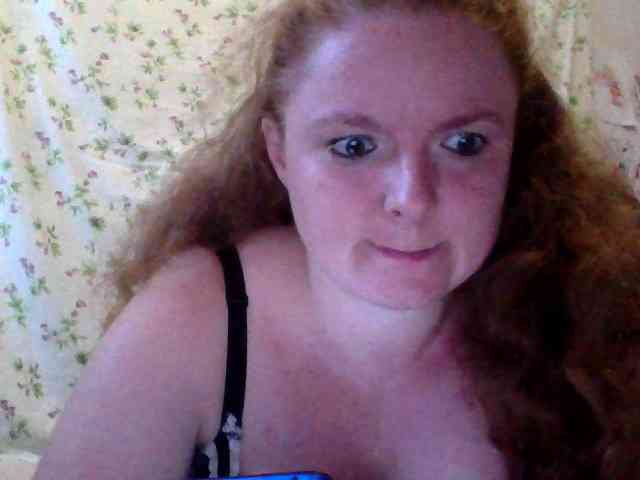 Rae-Jeannie webcam