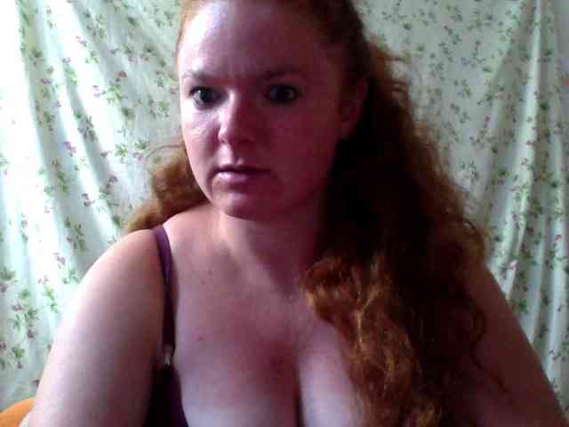 Rae-Jeannie webcam
