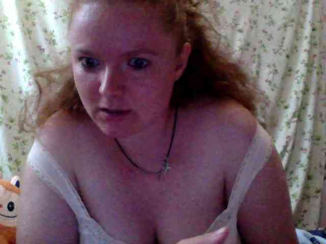 Rae-Jeannie webcam