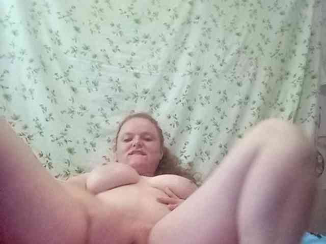 Rae-Jeannie webcam