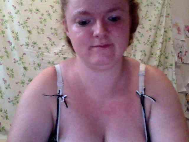 Rae-Jeannie webcam