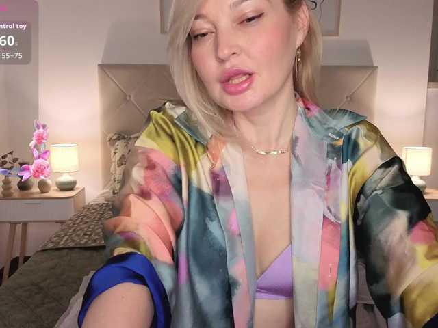 milena-sexyy live cam on BongaCams