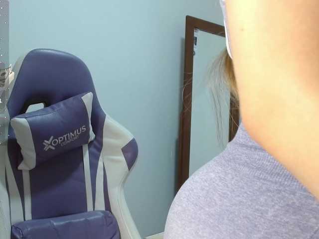 NaomiFox1