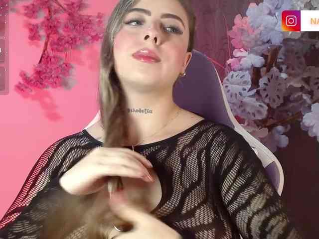 NaomiFox1 webcam