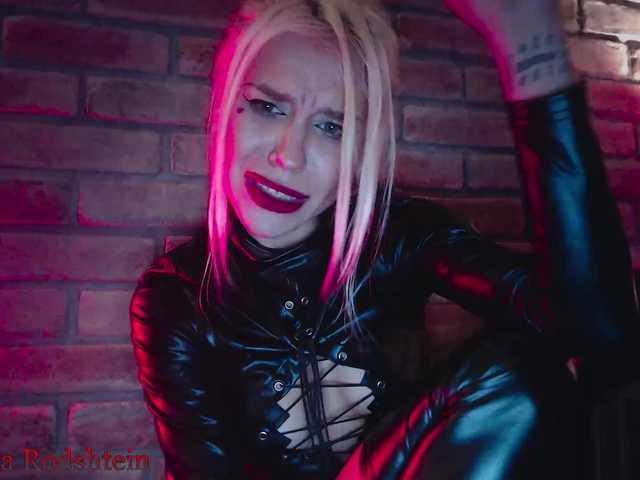 go to chat with FEMDOMKiraRodshtein