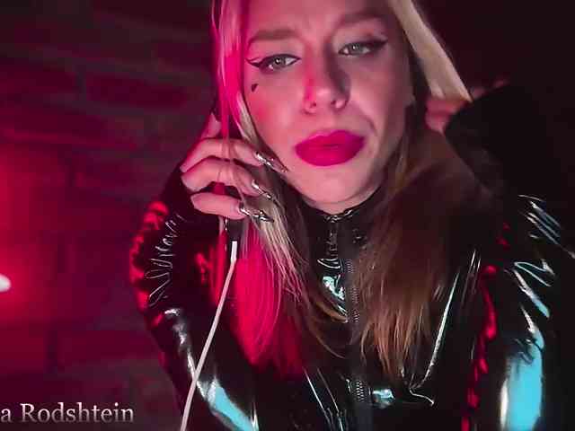 FEMDOMKiraRodshtein webcam