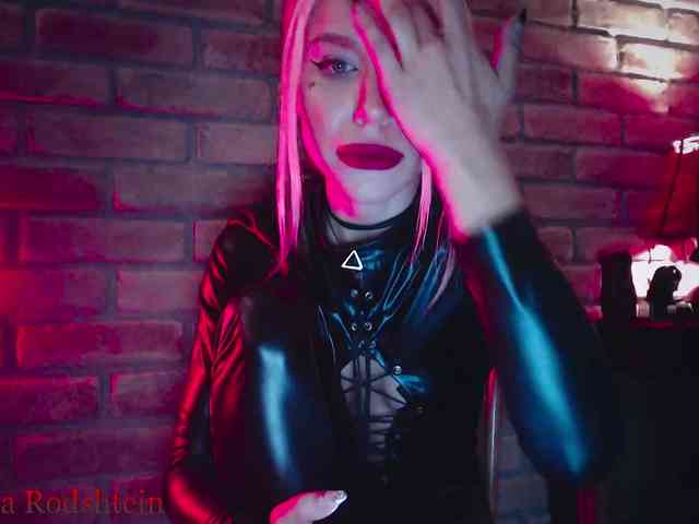FEMDOMKiraRodshtein webcam