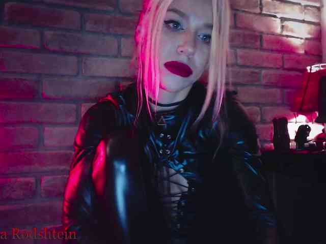 FEMDOMKiraRodshtein webcam