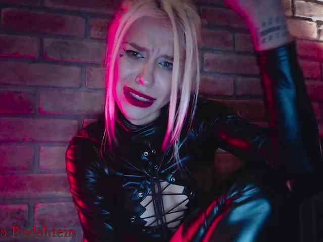 FEMDOMKiraRodshtein webcam