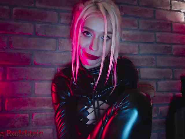 FEMDOMKiraRodshtein webcam