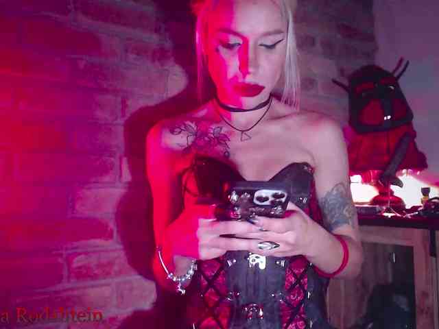 FEMDOMKiraRodshtein webcam