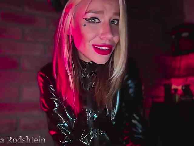 FEMDOMKiraRodshtein webcam