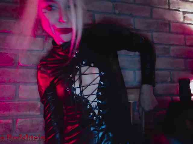 FEMDOMKiraRodshtein webcam