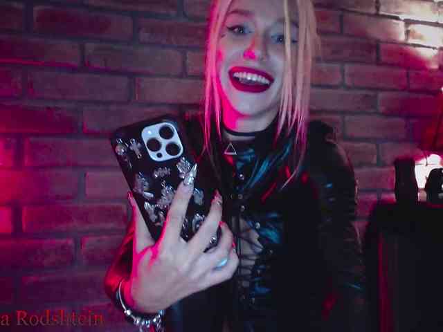 FEMDOMKiraRodshtein webcam