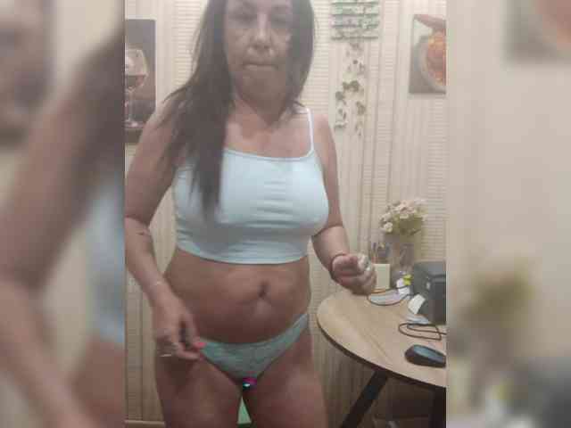 Lakomka099 webcam