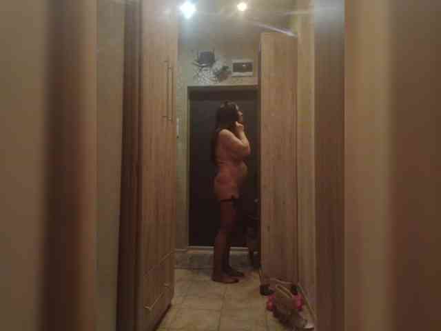Lakomka099 webcam