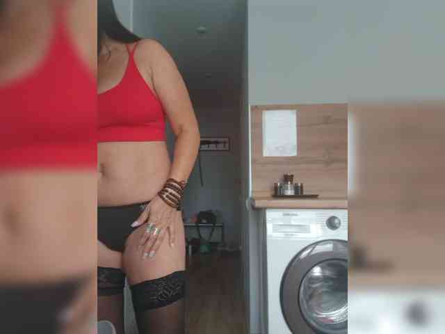 Lakomka099 webcam