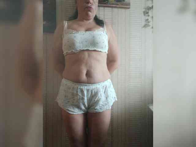 Lakomka099 webcam