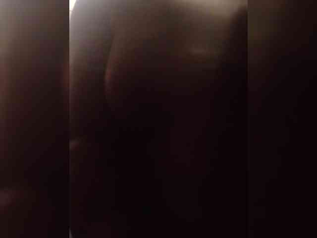 Lakomka099 webcam