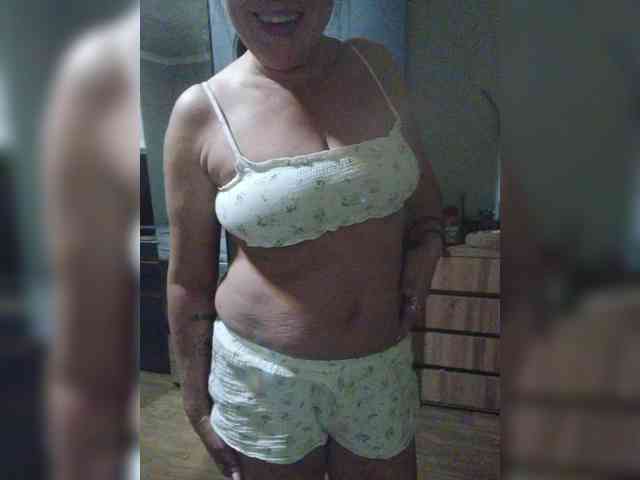 Lakomka099 webcam