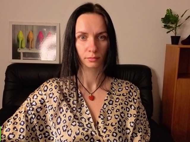 Annakillkiss live cam on BongaCams