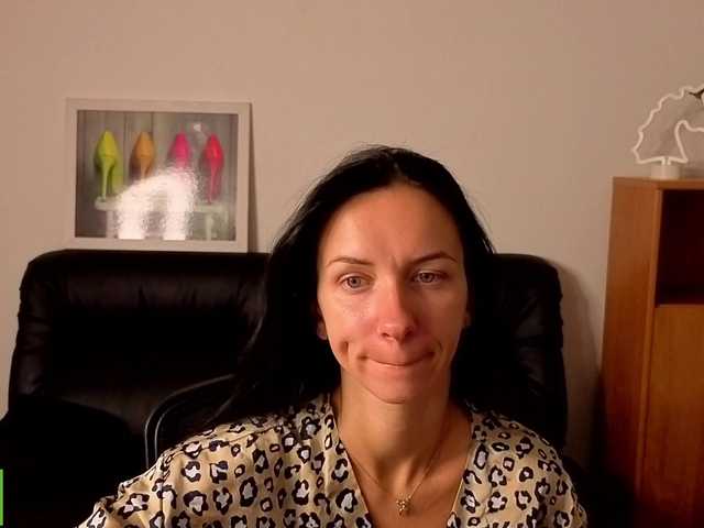 Annakillkiss live cam on BongaCams