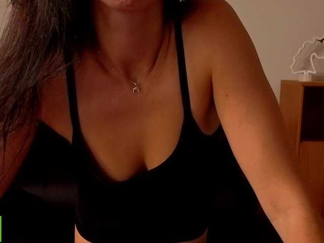 Annakillkiss live cam on BongaCams