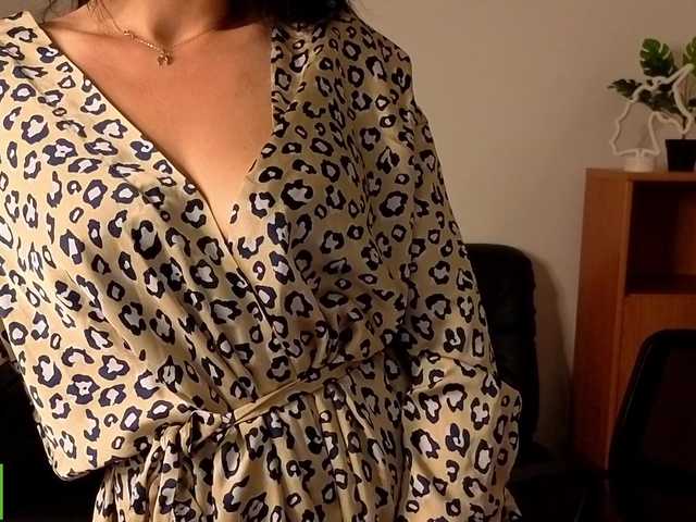 Annakillkiss live cam on BongaCams