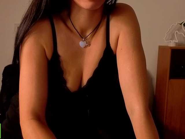 Annakillkiss live cam on BongaCams
