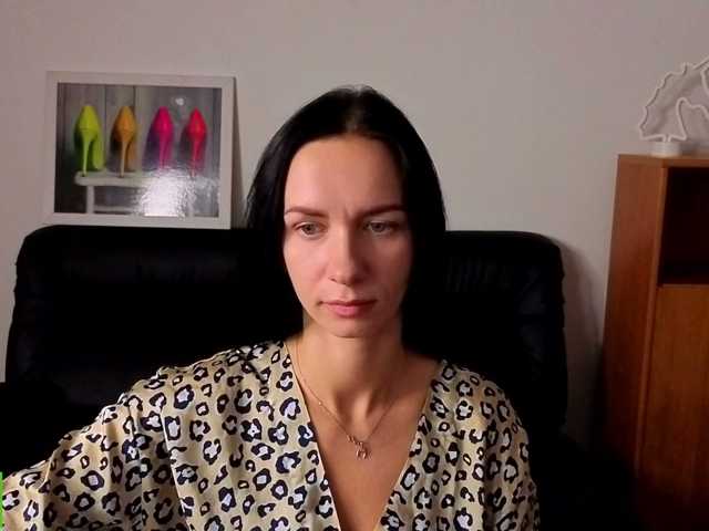 Annakillkiss live cam on BongaCams