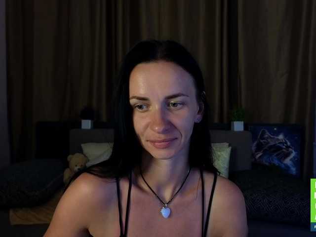 Annakillkiss live cam on BongaCams