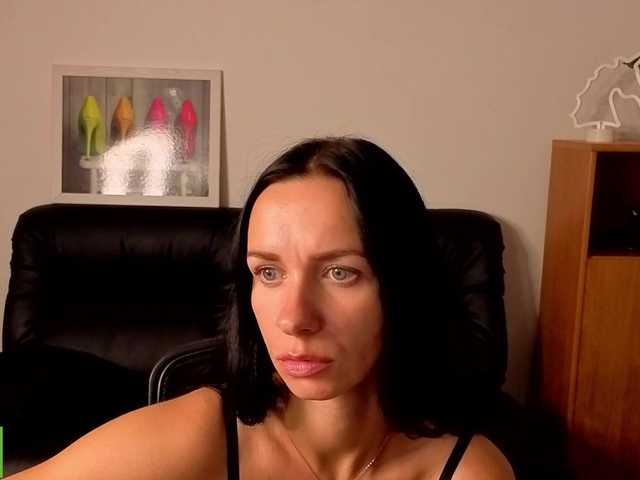 Annakillkiss live cam on BongaCams