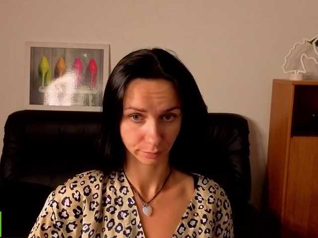 Annakillkiss live cam on BongaCams