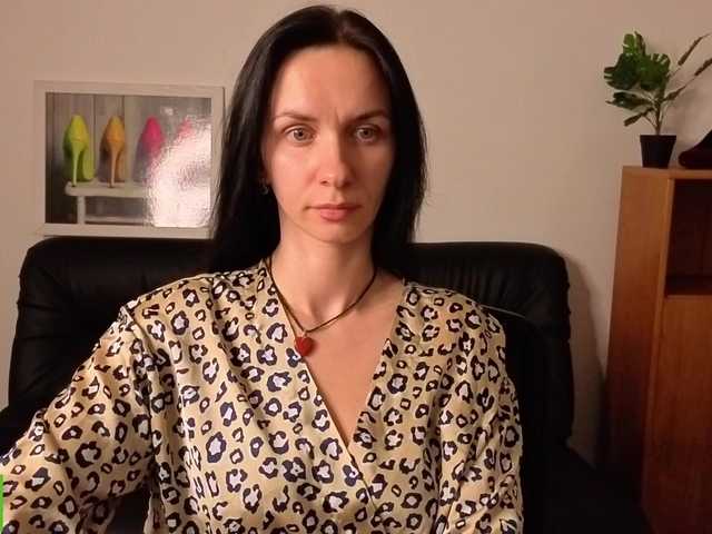 Annakillkiss live cam on BongaCams