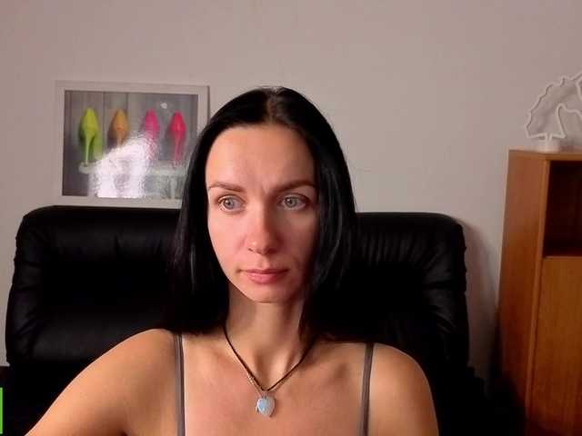 Annakillkiss live cam on BongaCams