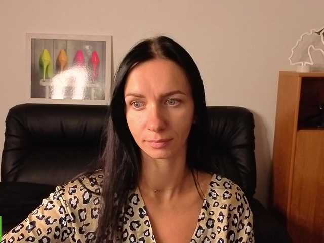 Annakillkiss live cam on BongaCams