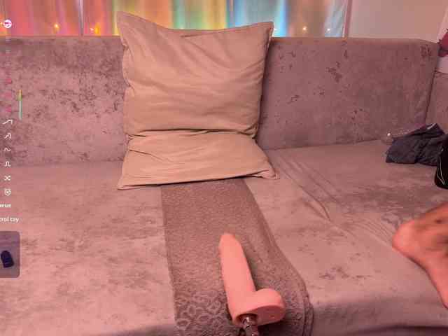 WaltEnjoy Live Webcam on BongaCams