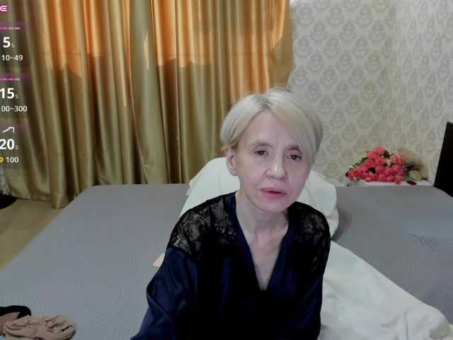 le modèle aminalive est en webcam porno dans un show sur le site bongacams, il possède les tags suivants: White/Caucasian,Blonde,Shaved