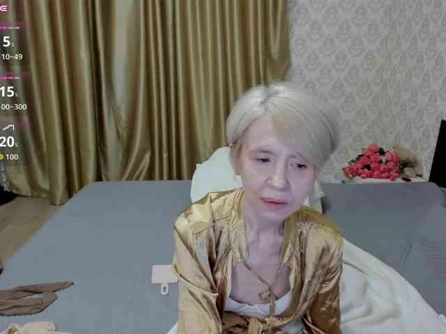 模特: aminalive