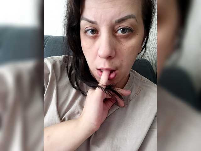 Tatiana-89 live cam on BongaCams