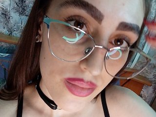 kiska-kira Porn Show