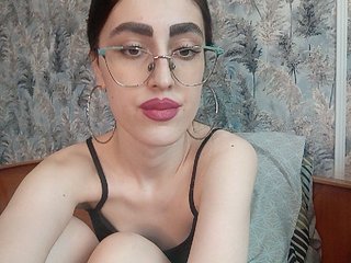 kiska-kira Porn Show