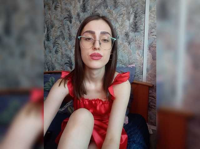 kiska-kira live cam on BongaCams